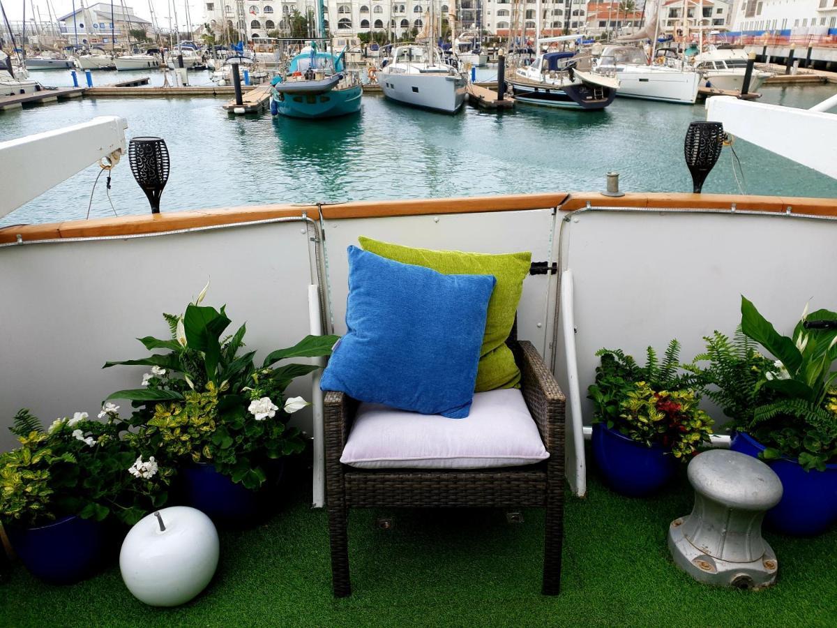 Jasmine Coral Jay Boutique Boatel Ocean Village Gibraltar Exteriér fotografie