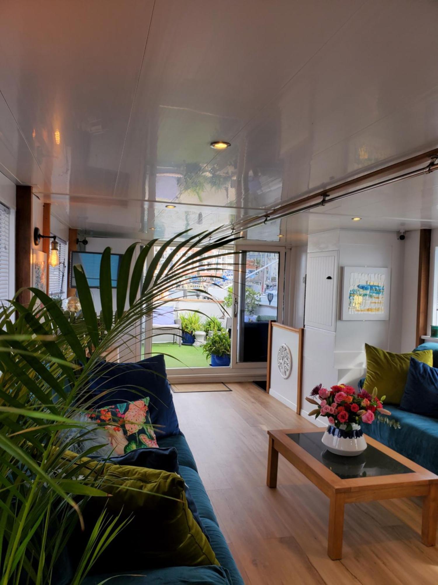 Jasmine Coral Jay Boutique Boatel Ocean Village Gibraltar Exteriér fotografie