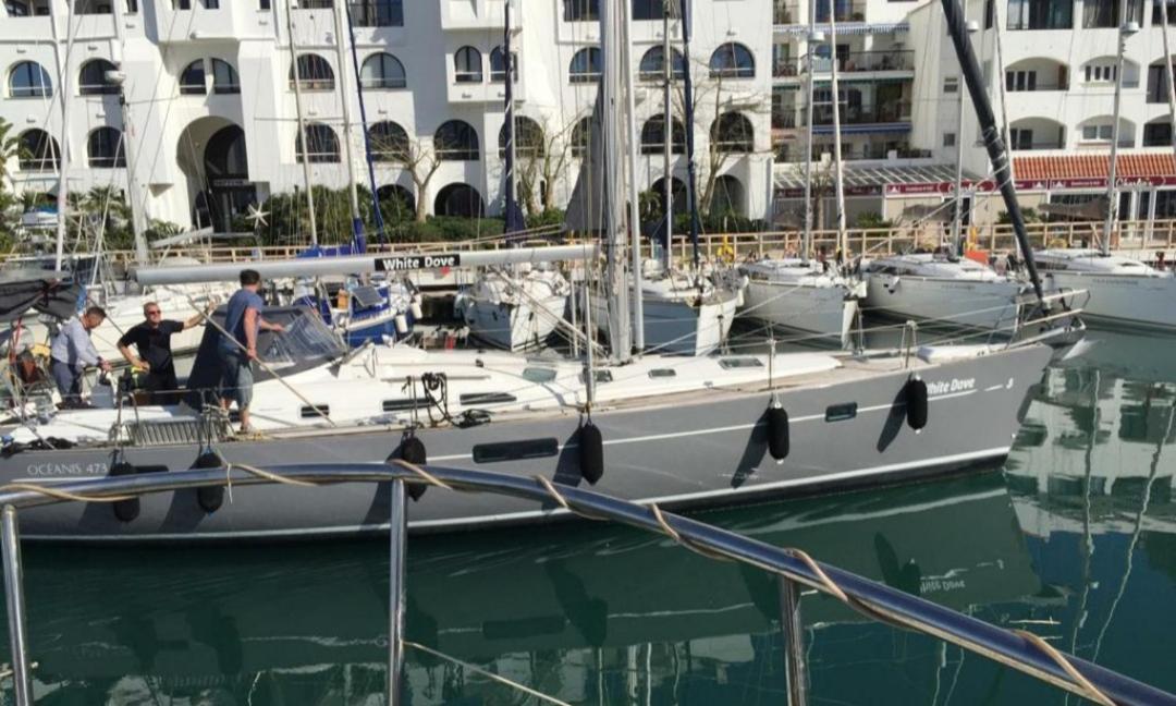 Jasmine Coral Jay Boutique Boatel Ocean Village Gibraltar Pokoj fotografie
